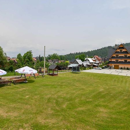 Pod Tatrami 2 - Swietna Lokalizacja, Obok Przystanku Ski Busa Oraz Restauracji, Duzy Parking Bialka Tatrzanska Ngoại thất bức ảnh