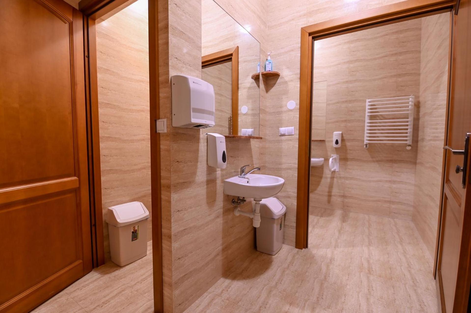Pod Tatrami 2 - Swietna Lokalizacja, Obok Przystanku Ski Busa Oraz Restauracji, Duzy Parking Bialka Tatrzanska Ngoại thất bức ảnh