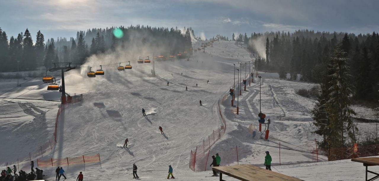 Pod Tatrami 2 - Swietna Lokalizacja, Obok Przystanku Ski Busa Oraz Restauracji, Duzy Parking Bialka Tatrzanska Ngoại thất bức ảnh